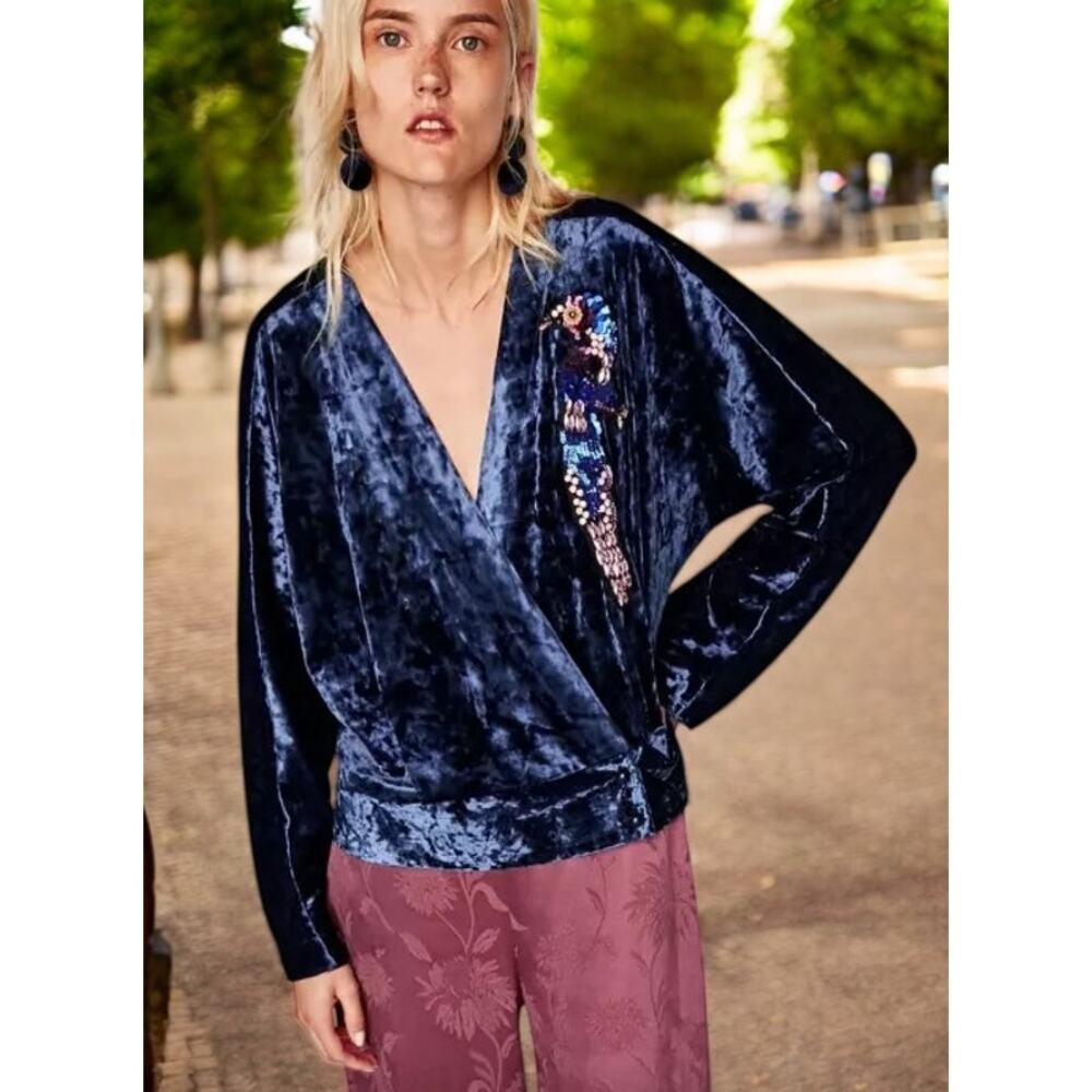 ZARA Women's Crushed Velvet bird Kimono Wrap Top in Navy Blue Size: S